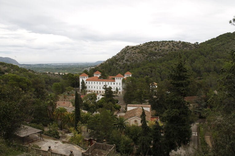 Vista de Fontilles en la Vall de Laguar