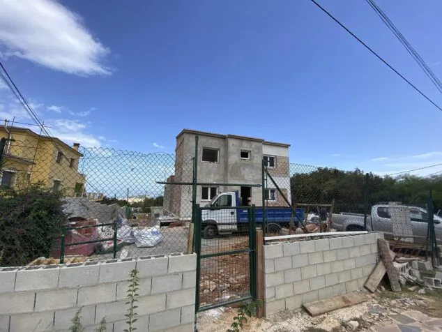 vivienda de obra nueva con vistas al mar en denia con quitec