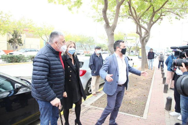 Imagen: Alcalde Pego junto alcaldes El Verger y Els Poblets