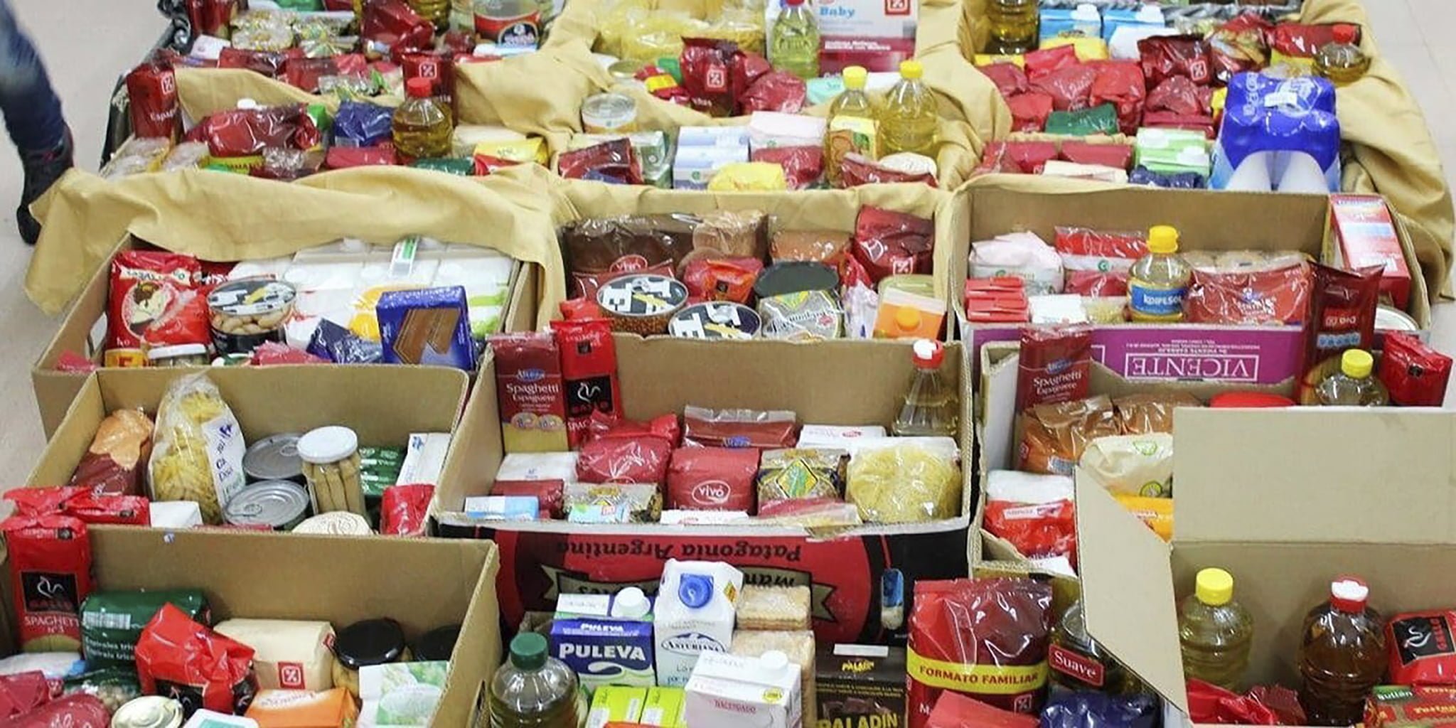 caritas moraira busca voluntarios para la proxima campana de recogida de alimentos