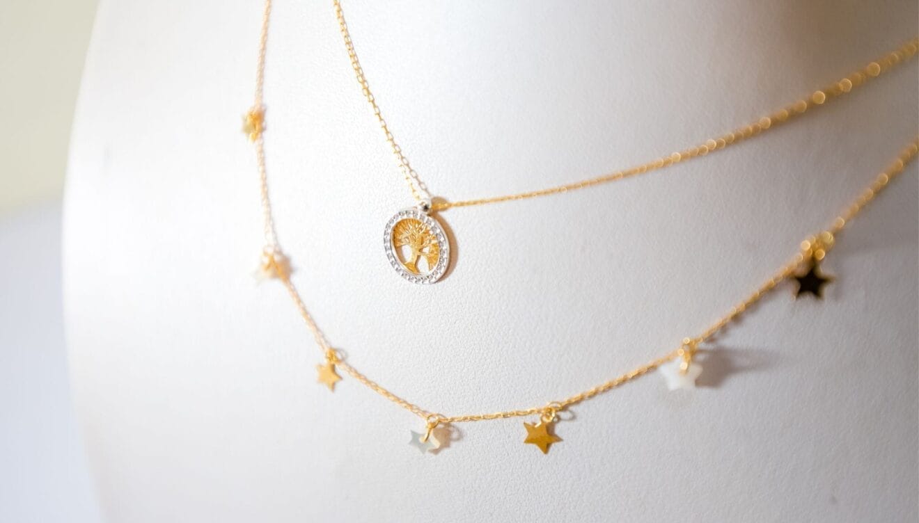 Colgante del árbol de la vida disponible en La Joia