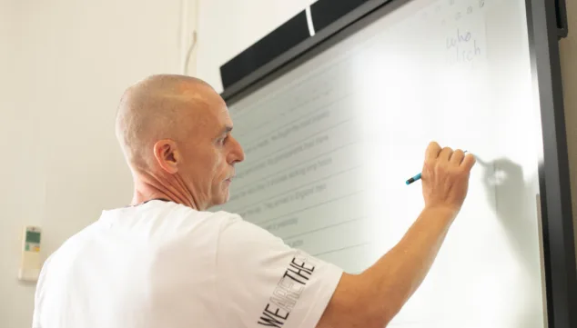 The English Institute (Dénia) 9 el profesorado esta atento a las necesidades de cada alumno para ofrecerle un educacion personalizada