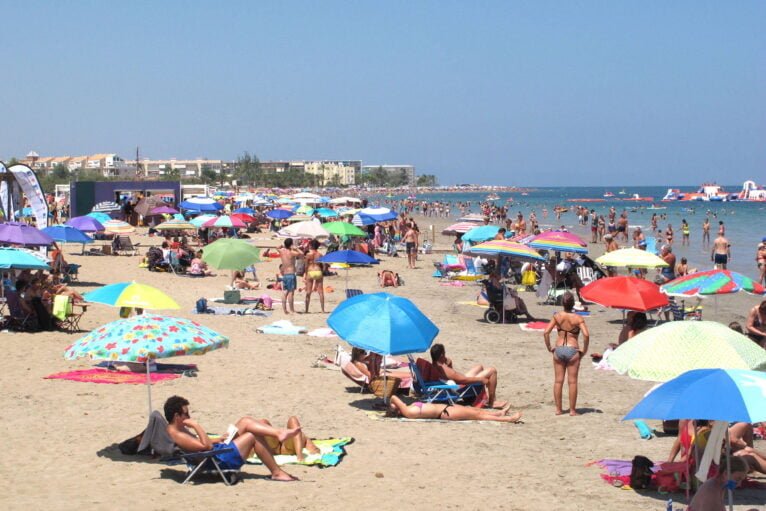 Playa Punta Raset Dénia agosto 2021