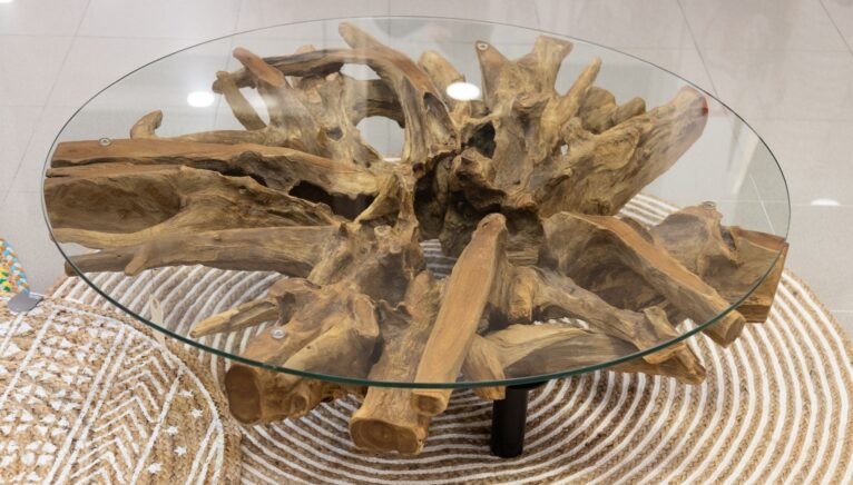 Mesa de cristal con madera natural - In & Out