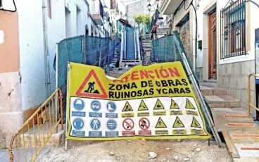 obras escalera mecanica calp
