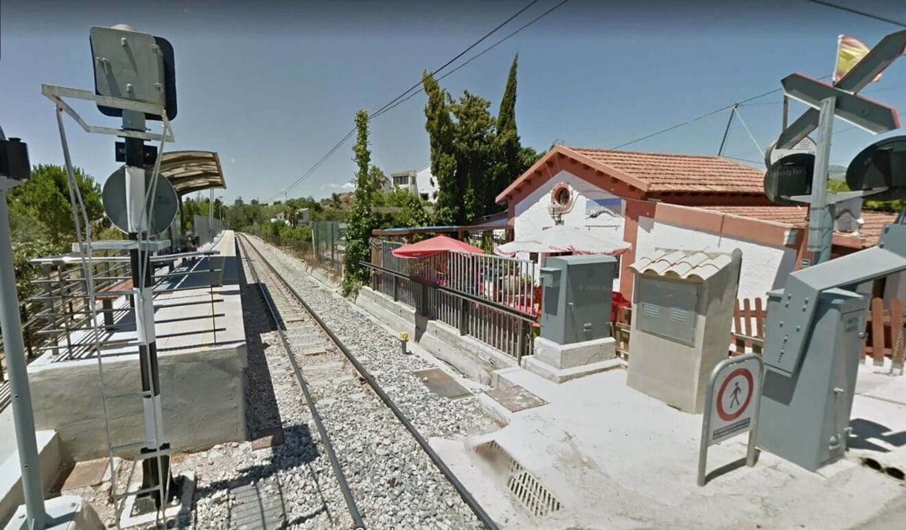 Paso ferroviario en Cap Negret, Altea