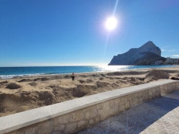 Playa de La Fossa con más metros de playa