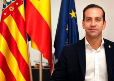 Артуро Поке, мэр Бениссы