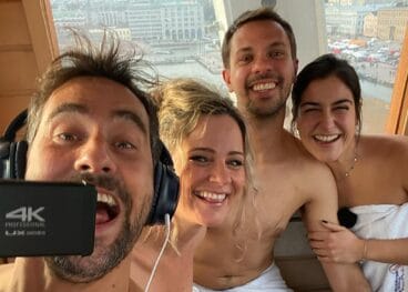 pepa a la derecha en valencians al mon de a punt