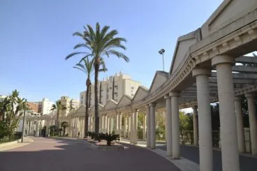 plaza mayor en calp