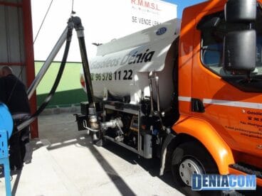 Repostaje de camiones en Gasden