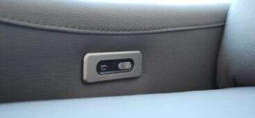 Sofá motorizado con puerto usb en OK Sofás