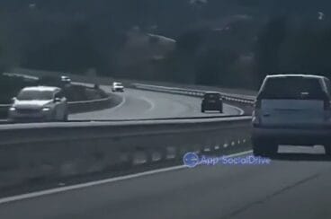 Conductor en dirección contrario AP/