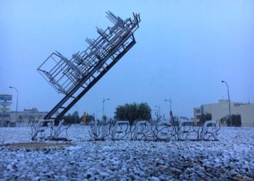 Entrada y monumento de El Verger cubiertos de nieve – Isaac Pous