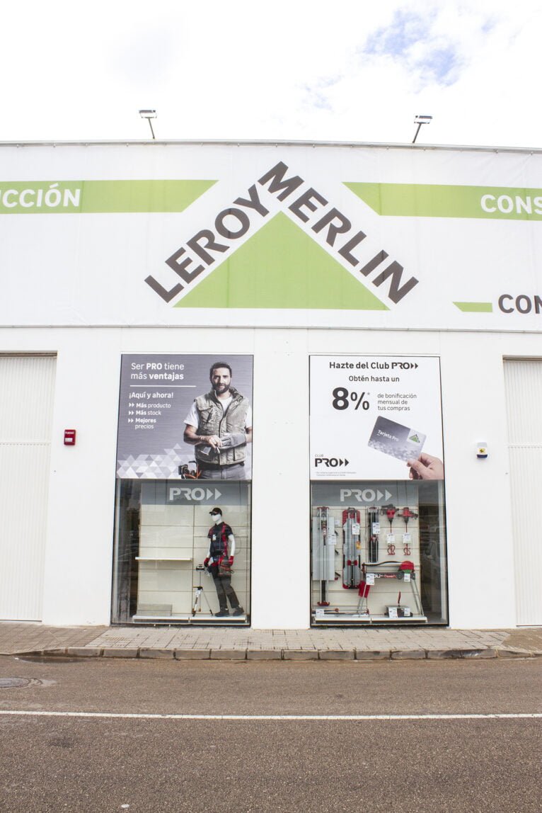 Leroy Merlin inaugura il suo nuovo patio di materiali nel suo negozio Ondara