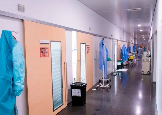 pasillo covid del hospital de denia