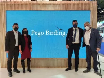 representantes del ayuntamiento de pego en fitur 2022