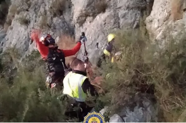 rescate de excursionistas en la sierra de segaria