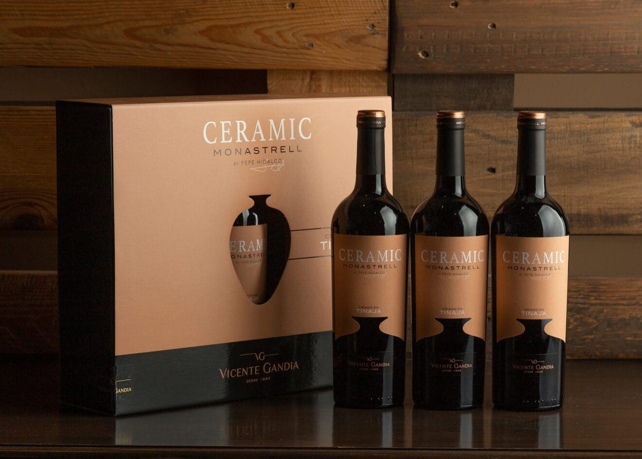 Vino Ceramic Monastrell en Bodegas Blasco