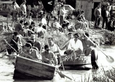 Aglomeración de embarcaciones en la Baixada del Riu