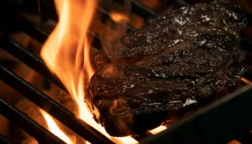 carnes a la brasa en el raco de la xara