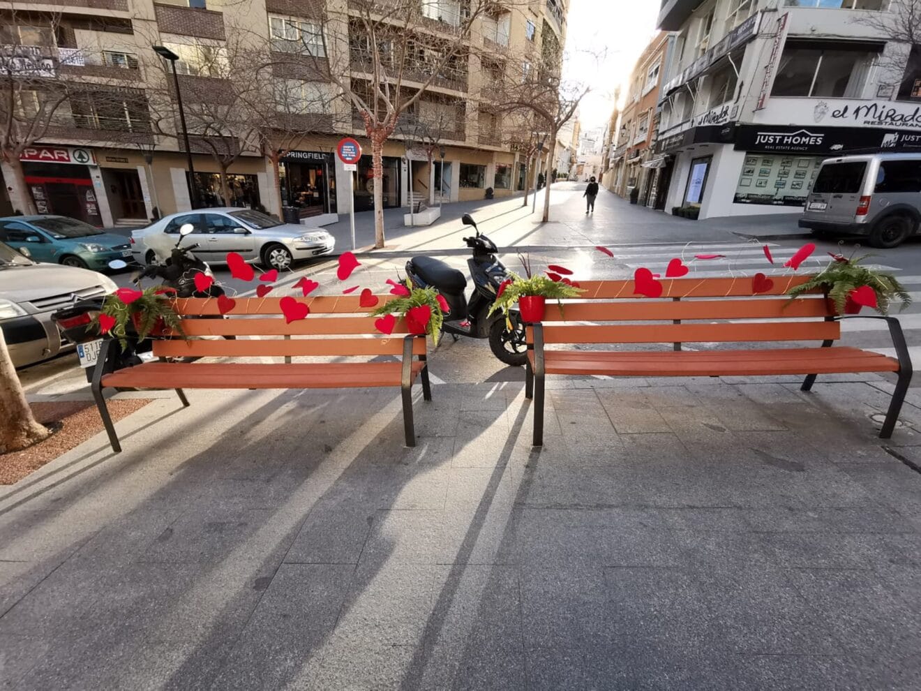 Decoración de San Valentín en Calp