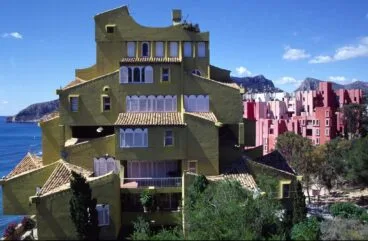 edificios del arquitecto arquitecto ricardo bofill en calp