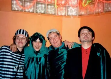 Grupo de amigos la noche de Carnaval