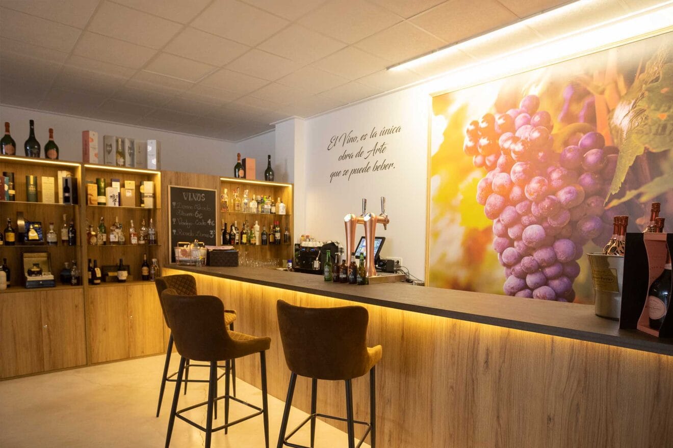 Prueba los vinos de El Racó de la Xara