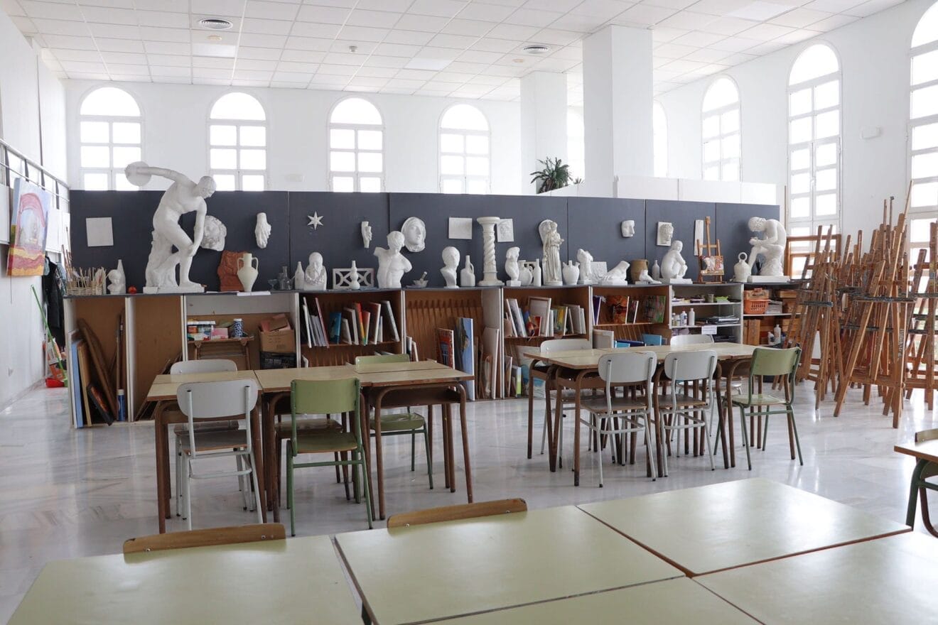 Sala dedicada a las Bellas Artes en Calp