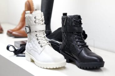 Botas de invierno en blanco y negro