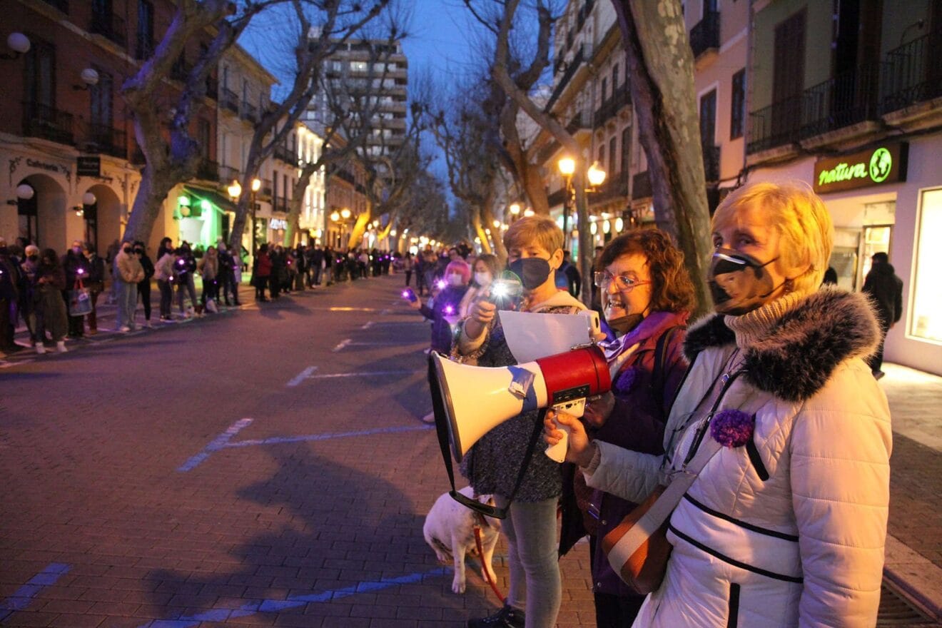 Cadena de Mujeres en Dénia 8M 2022 06