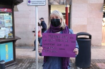 Cadena de Mujeres en Dénia 8M 2022 12