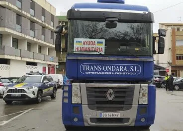 camion de ayuda humanitaria procedente de ondara