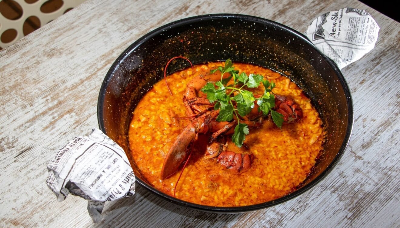 Comer arroz con bogavante en Dénia