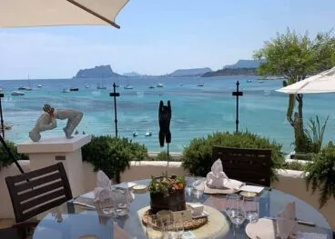 Mesa en Le Dauphin