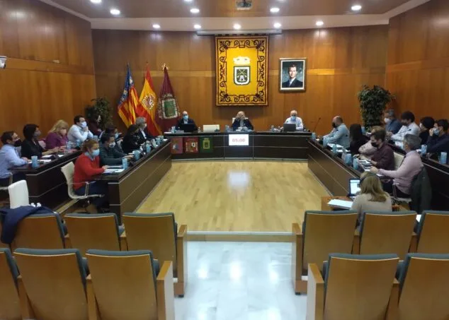 Imagen: Pleno del Ayuntamiento de Calp, lunes 14 de marzo
