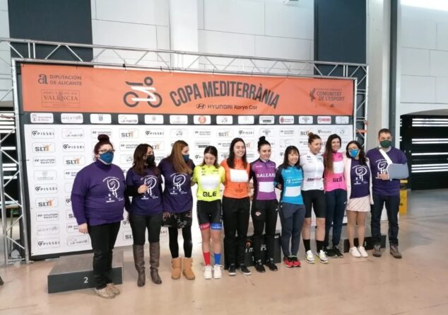 Imagen: Podium femenino Volta Ciclista Ondara 2022 Foto J.Mora