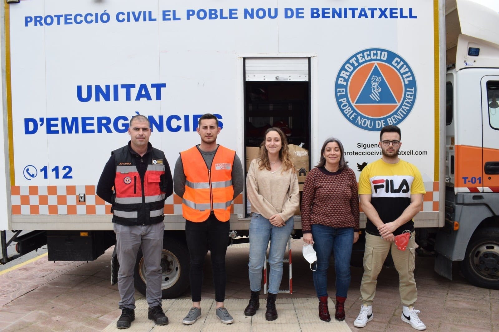 proteccion civil benitatxell recoge las donaciones para ucrania