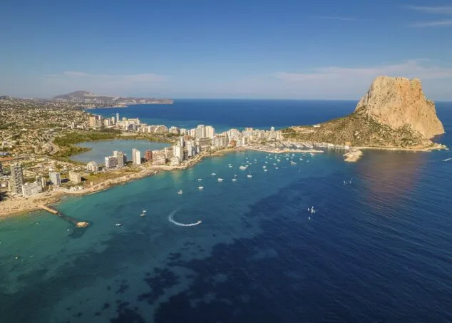 Imagen: Puerto de Calp a vista de Dron