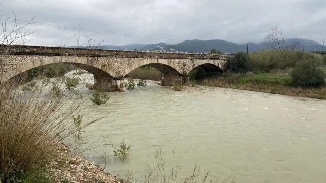 rio girona a la altura de tormos