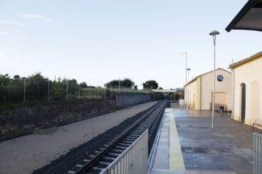 Vías del tren en Benissa