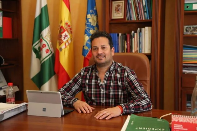 Image: Ximo Coll in the Mayor's Office
