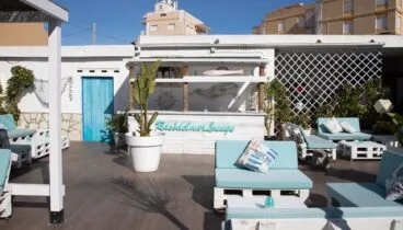 zona lounge en el raco del mar