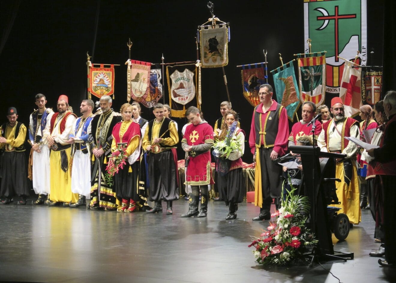 Cambio de cargos festeros en Calp