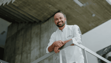 Chef Bruno Ruiz frente a su nuevo proyecto Escondida