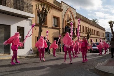 Disfraz grupal de flamenco en las fiestas teuladinas