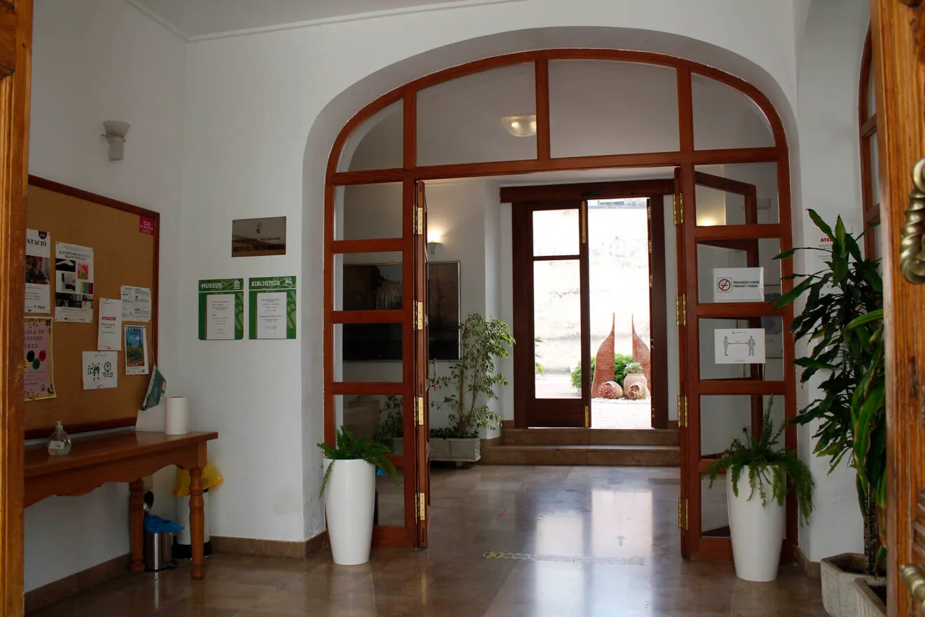 Entrada de la Casa de Cultura