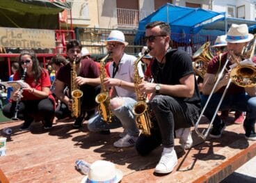 Música amenizando el Día de les Quintades de Teulada