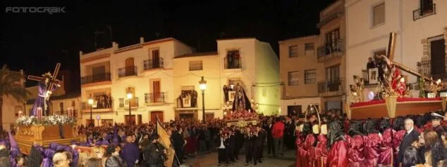 Calp celebrará el portaestandarte y el acto de la primera 'Levantà' 1 Imagen: Acto de Semana Santa en Calp